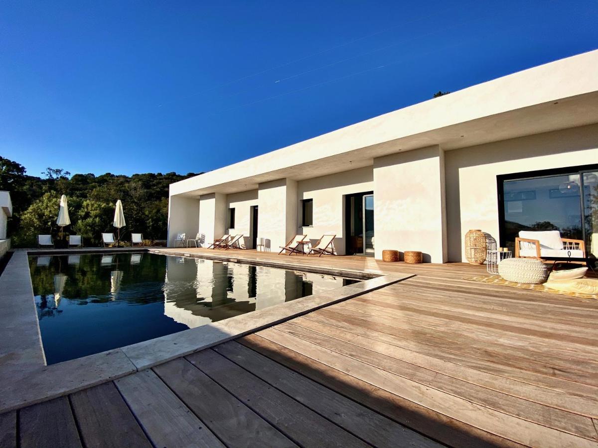 Villas De Standing Avec Magnifique Vue Mer Et Piscines Privees, Sagone Sagone (Corsica) Exterior foto