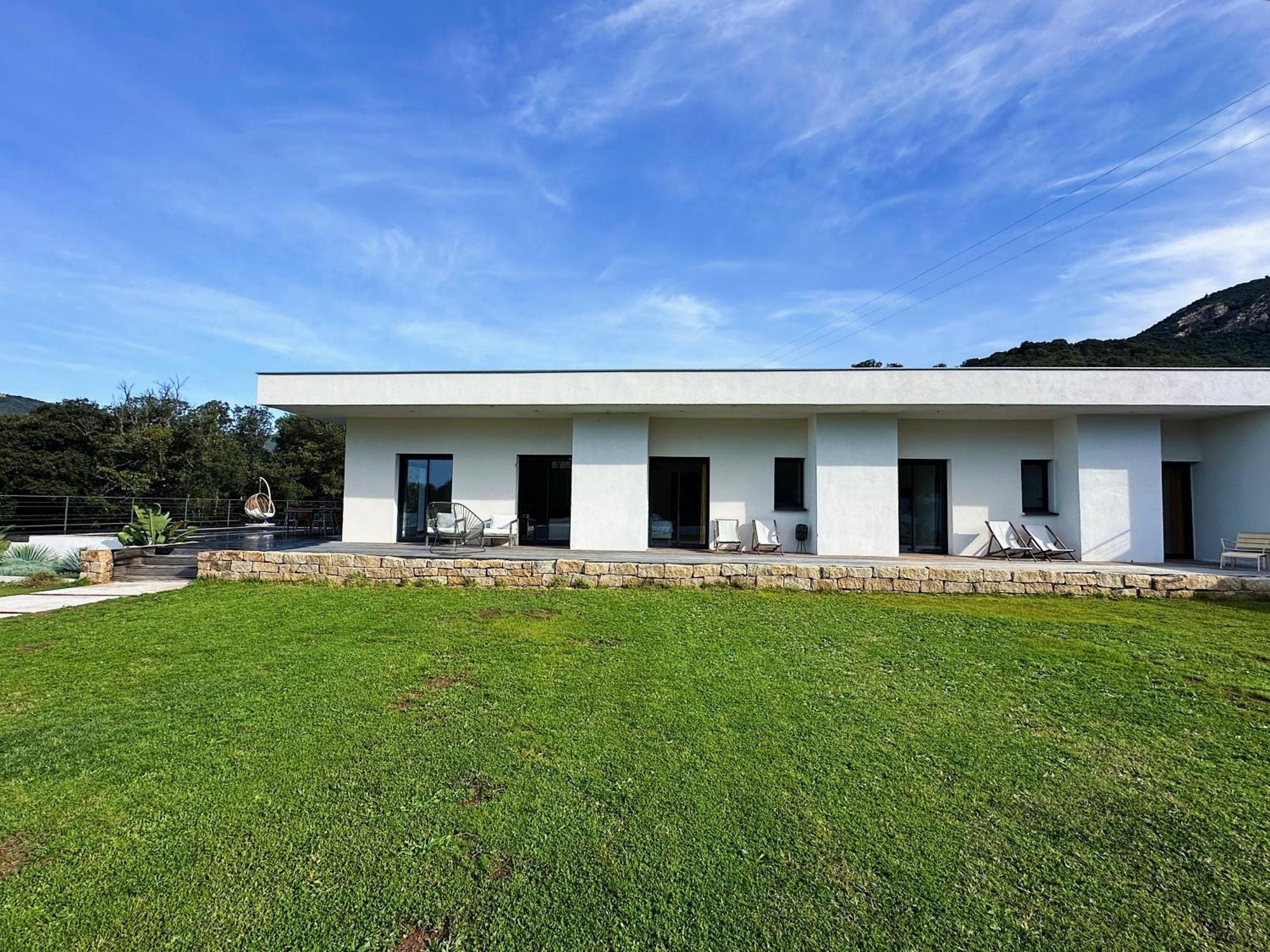 Villas De Standing Avec Magnifique Vue Mer Et Piscines Privees, Sagone Sagone (Corsica) Exterior foto